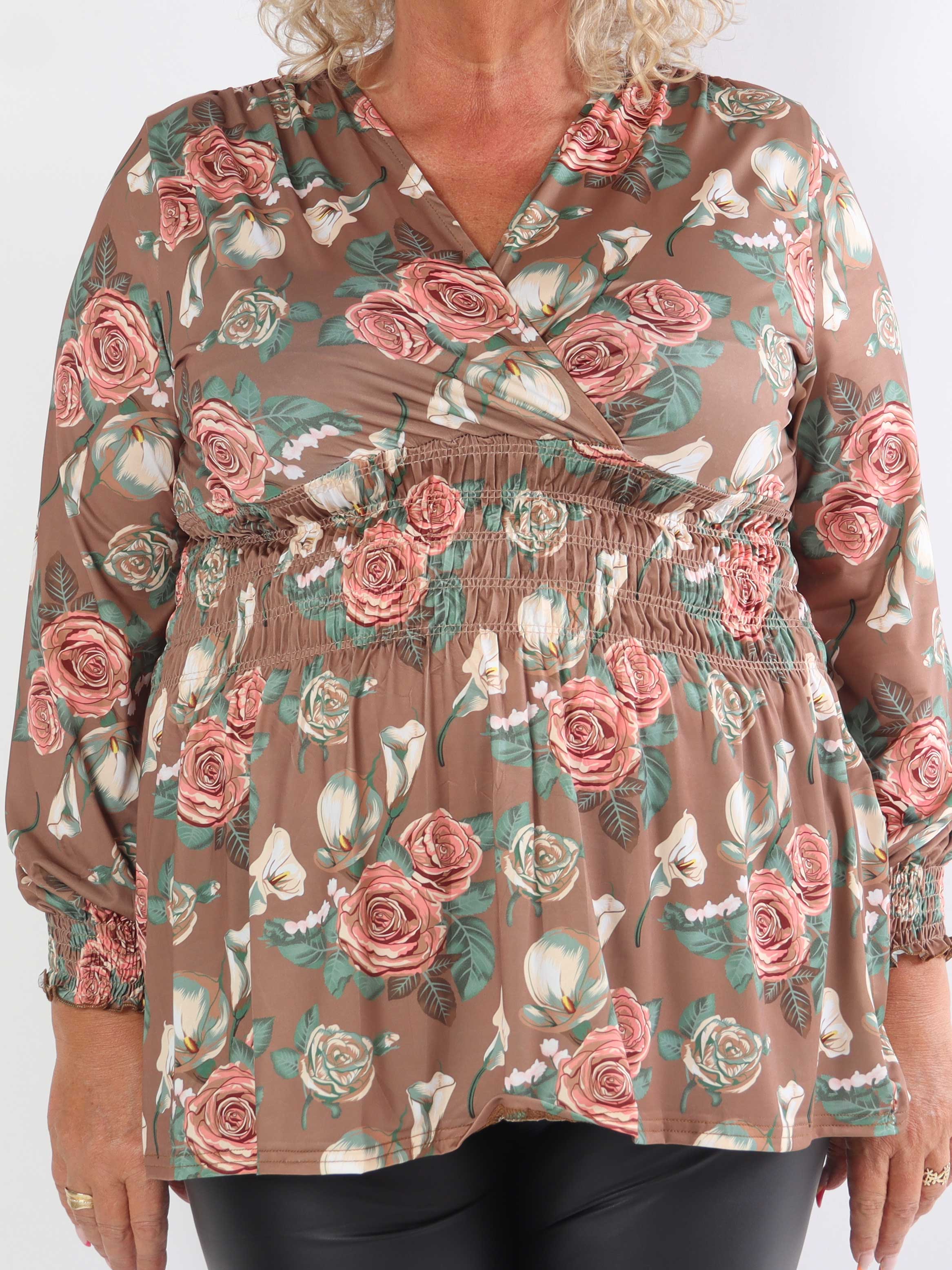 Pams Rose Shirt L/S - Elastisk plus size bluse i krølfrit stof med roser